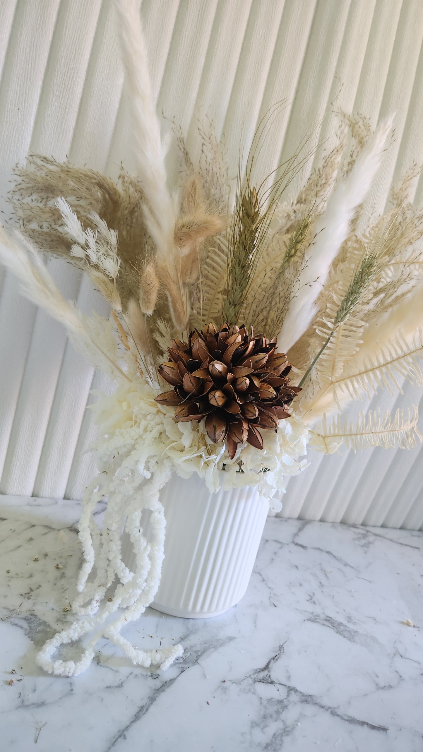 Dried flower arrangement